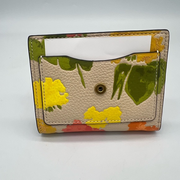 Coach Wyn Small Wallet With Floral Print - Picture 6 of 8
